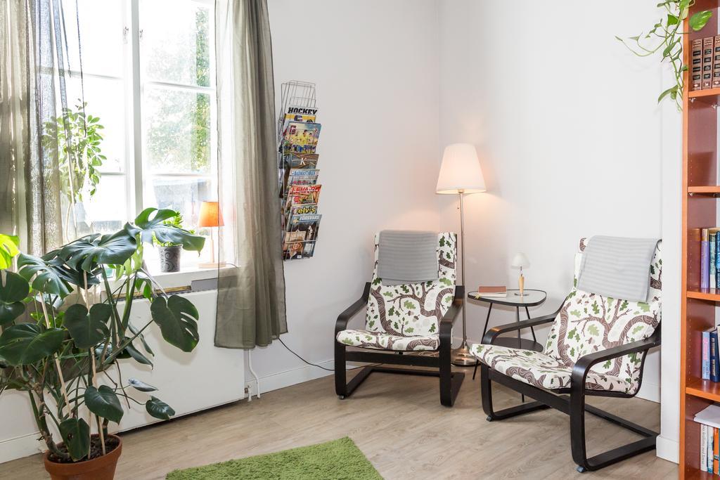 Brukshotellet Roma B&B Romakloster Экстерьер фото